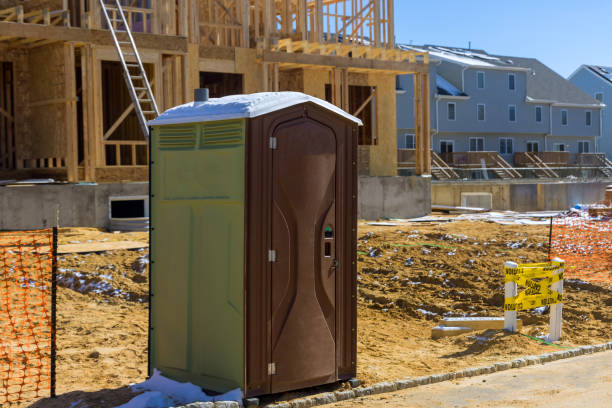 Porta potty delivery and setup in Midway, KY